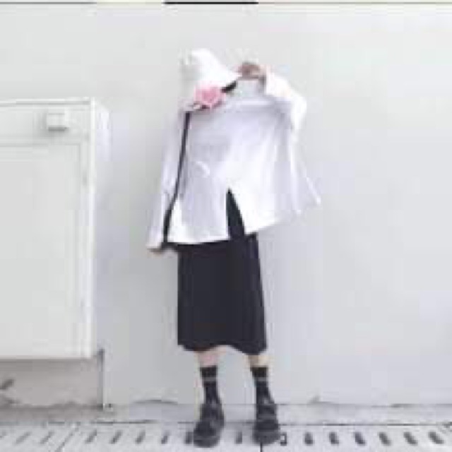 Áo xẻ gấu dài tay trơn BYV688