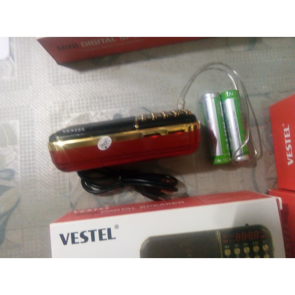 Combo củ sạc + Đài BKK B851 nghe thẻ nhớ và FM .