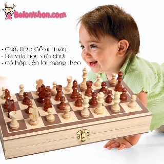 Đồ Chơi Bộ Cờ Vua Bằng Gỗ Kèm Bàn Cờ Làm Hộp Đựng Cho Bé Mang Đi Mọi Nơi