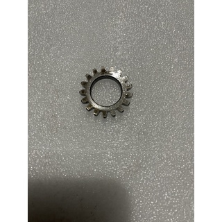 bánh răng bơm nhớt của xe wave,zem,Sym (Hàng cũ tháo xe )