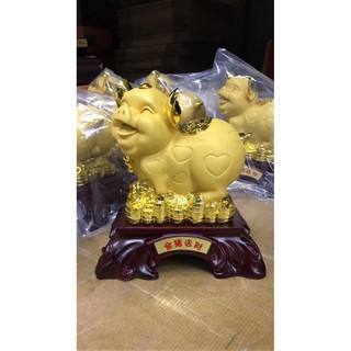 Heo vàng phong thủy