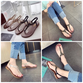 Sandal xỏ ngón đính đá