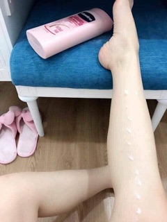 DƯỠNG THỂ TRẮNG DA VASELINE THÁI LAN