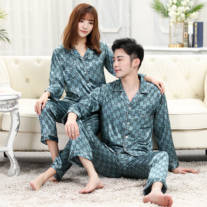Đồ bộ Pyjama Nam chất liệu phi bóng rũ mềm mại,nền hoa văn đơn giản, tao nhã 88228