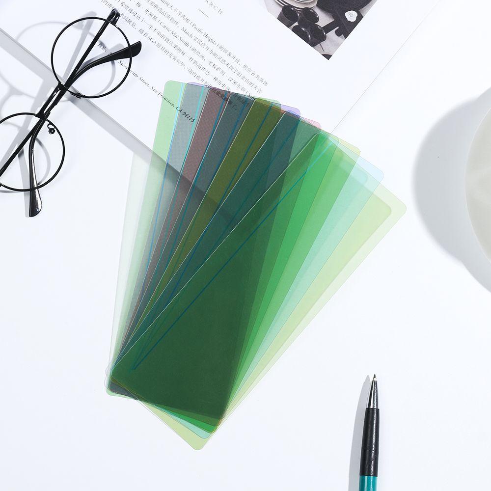 Bộ 8 Thẻ Đánh Dấu Trang Sách Bằng Nhựa PVC Màu Sắc Phản Quang Nhỏ Gọn Tiện Dụng