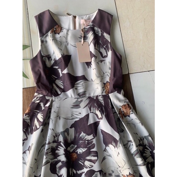 Đầm TED BAKER 🍀🍀🍀🍀