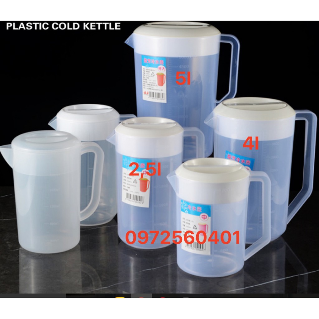 Ca 2,5 lít  nhựa dày,có vạch định lượng