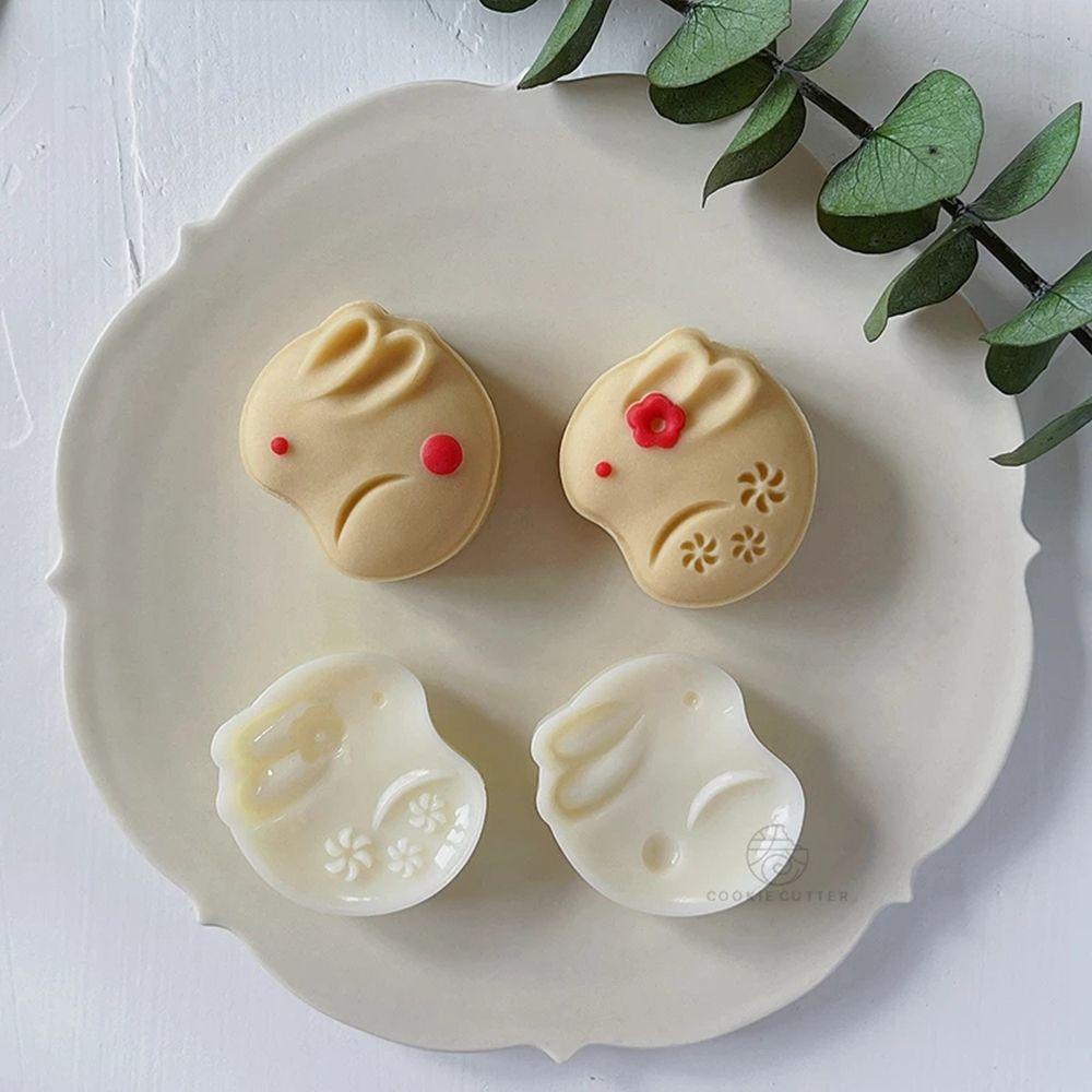 Khuôn Làm Bánh Trung Thu Hình Thỏ / Mặt Trăng Tinh Tế 50g