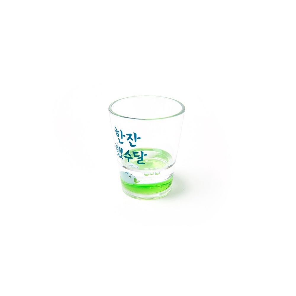Ly Uống Rượu Soju ARTBOX Hàn Quốc Thủy Tinh Mô Hình Rái Cá Dễ Thương Dưới Đáy Ly Màu Xanh