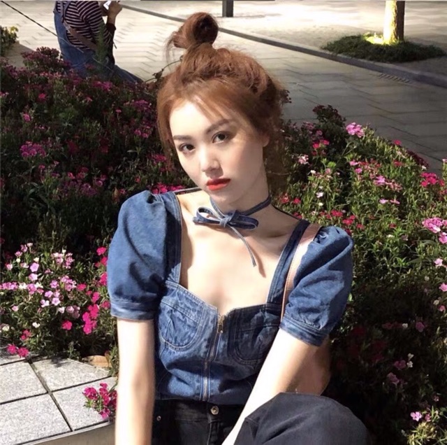 Set áo croptop bò LISA khoá ngực cổ vuông + chân váy đen thắt dây xẻ đùi Ulzzang cá tính sexy ❤️