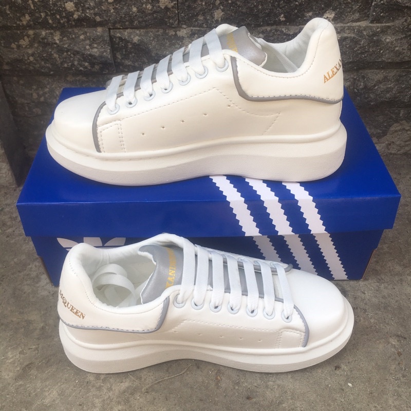 Giày Alex MC Queen gót nhung nam nữ