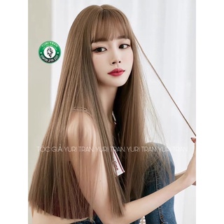 Tóc giả thẳng dài vàng rêu dáng tóc thẳng đuôi ngang kết hợp mái ngang siêu đẹp. màu vàng rêu tôn da trắng ạ