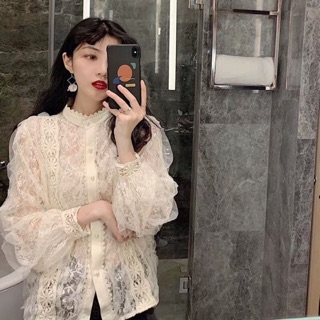 Áo sơmi phối ren bánh bèo