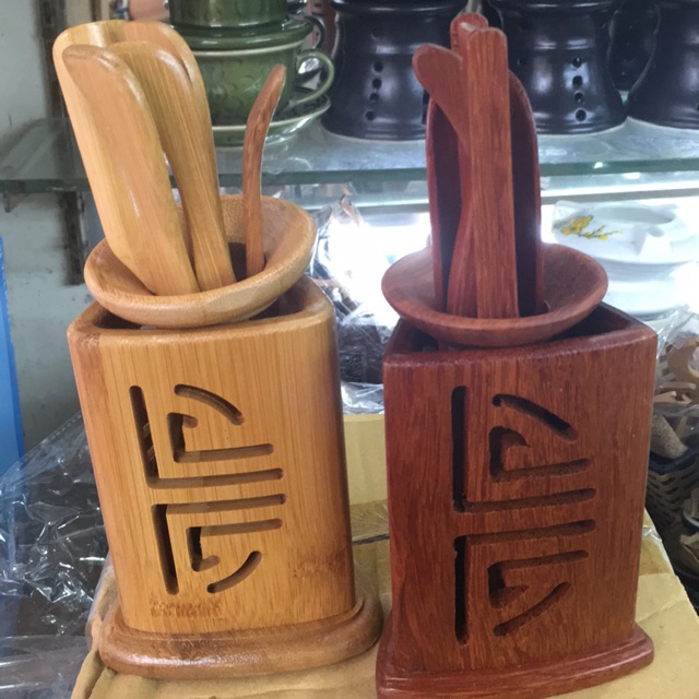 Dụng cụ pha trà bằng gỗ