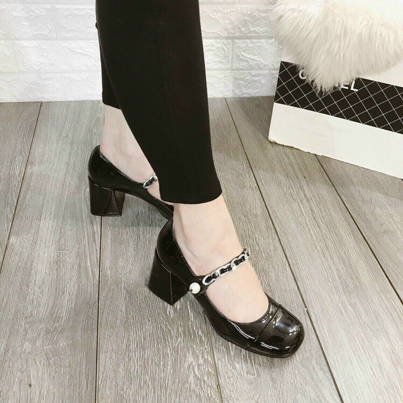 Đầm quai xích