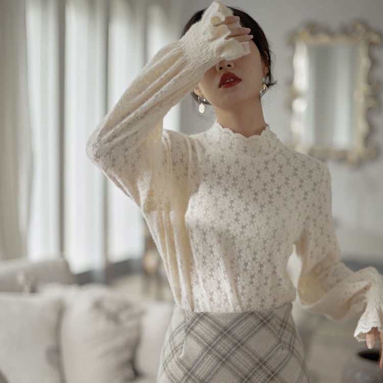 Áo ren tay loe cổ đứng phong cách retro