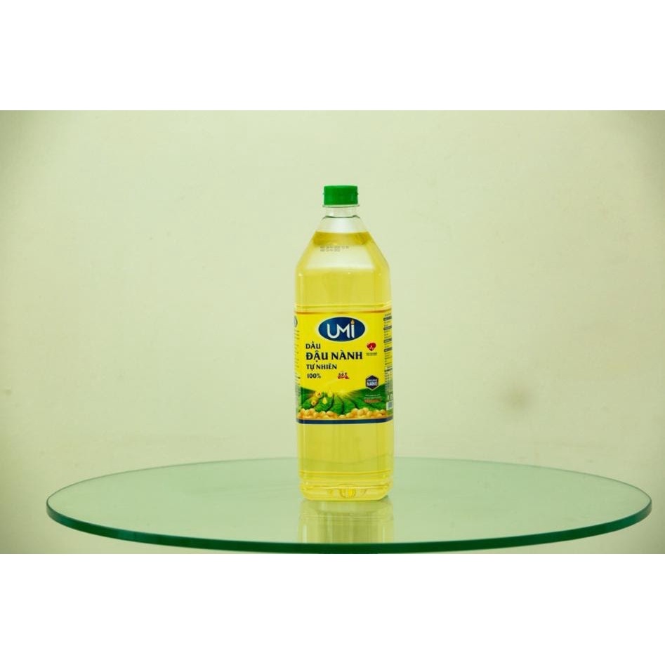Dầu đậu nành UMI 900ml