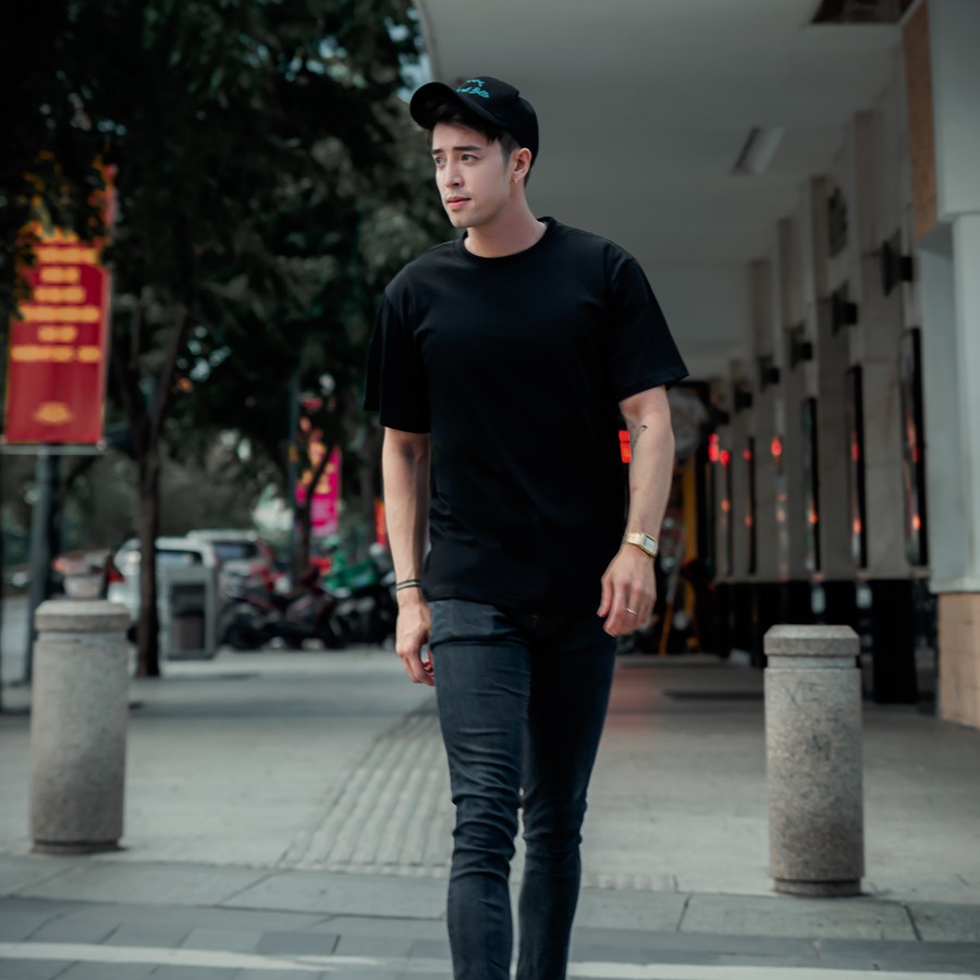  Áo Thun Nam Ngắn Tay Đen Trơn Basic, Áo Thun Unisex 100% Cotton Co Giãn Tốt | BigBuy360 - bigbuy360.vn