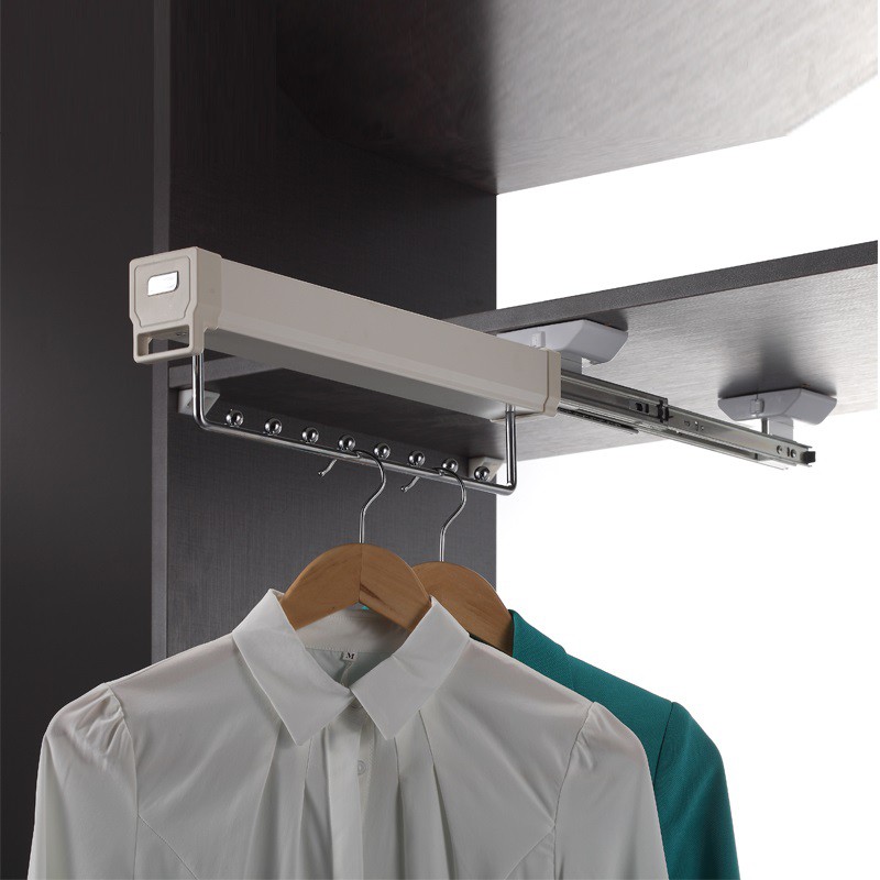 Hệ thanh treo quần áo trong tủ quần áo