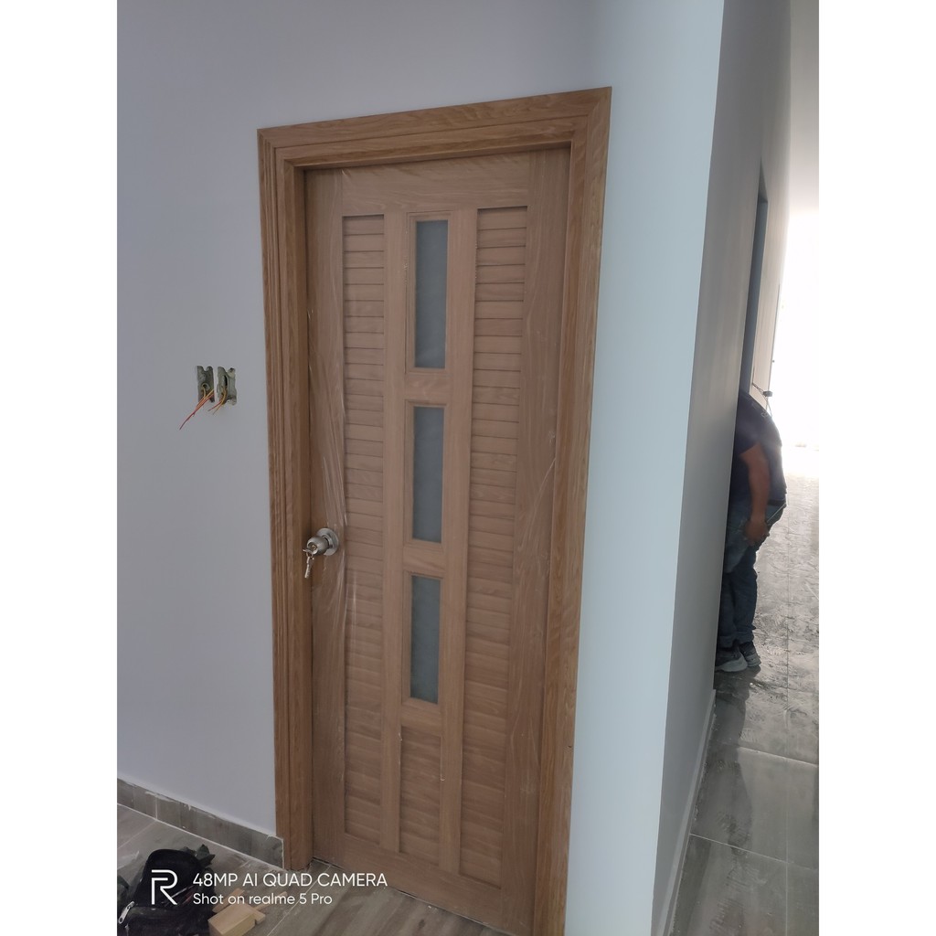 Mẫu cửa nhựa Đài Loan giá rẻ chuyên lắp đặt cho nhà vệ sinh | BigBuy360 - bigbuy360.vn