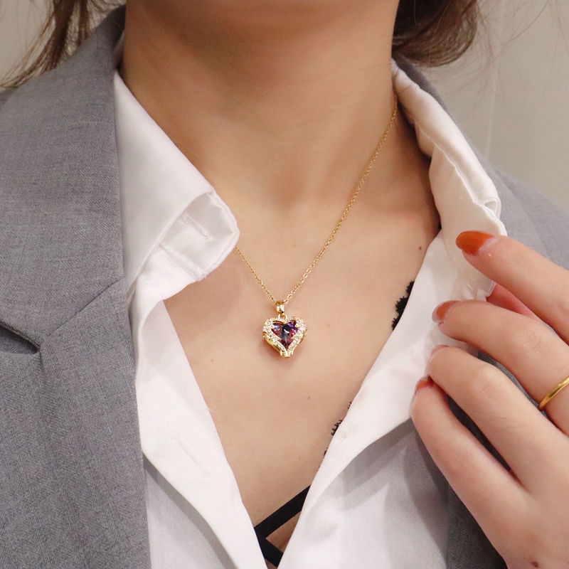Dây chuyền titan nữ vòng cổ TITAN KHÔNG GỈ mạ vàng 18k mặt đá pha lê đổi màu hình trái tim sang trong mẫu mới 2021