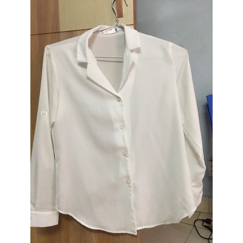 áo sơ mu cổ vest