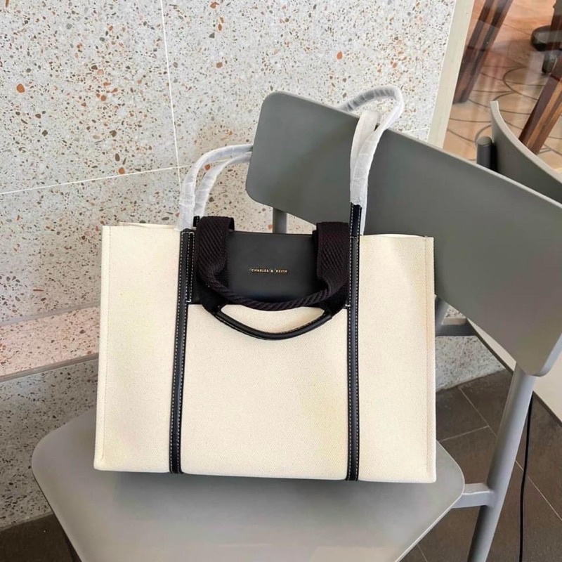 TNS - Túi tote form vuông công sở vừa laptop siêu hottrend C•and•K field tote bag-chất canvas-trắng phối đen sang trọng