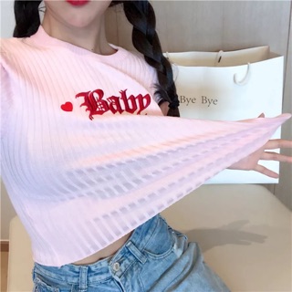 Áo len mỏng dáng croptop ulzzang