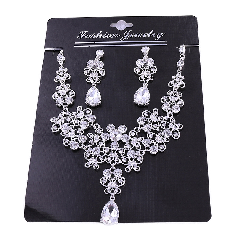 Bộ Trang Sức Cô Dâu Gồm Dây Chuyền Mặt Vương Miện + Bông Tai + Vương Miện