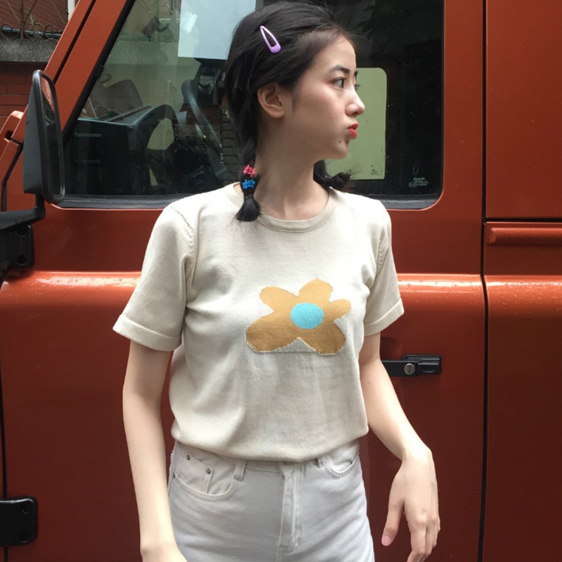 Áo thun ngắn tay in hoa xinh xắn cho nữ