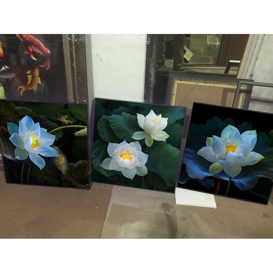 Bộ 3 Tranh Tráng Gương Treo tường Phong Thuỷ Hoa Sen, Liên Hoa Trước Gió