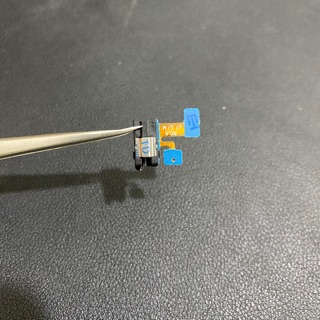 Cụm tai nghe và micro samsung j330