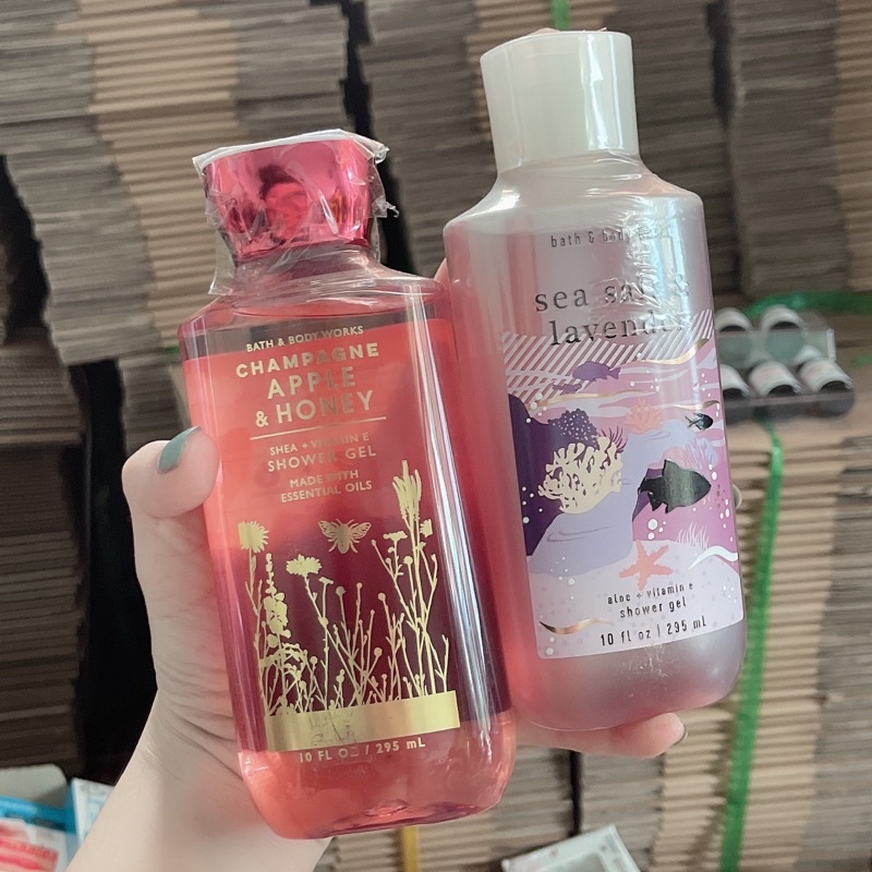 Gel tắm lưu hương Bath and Body Works