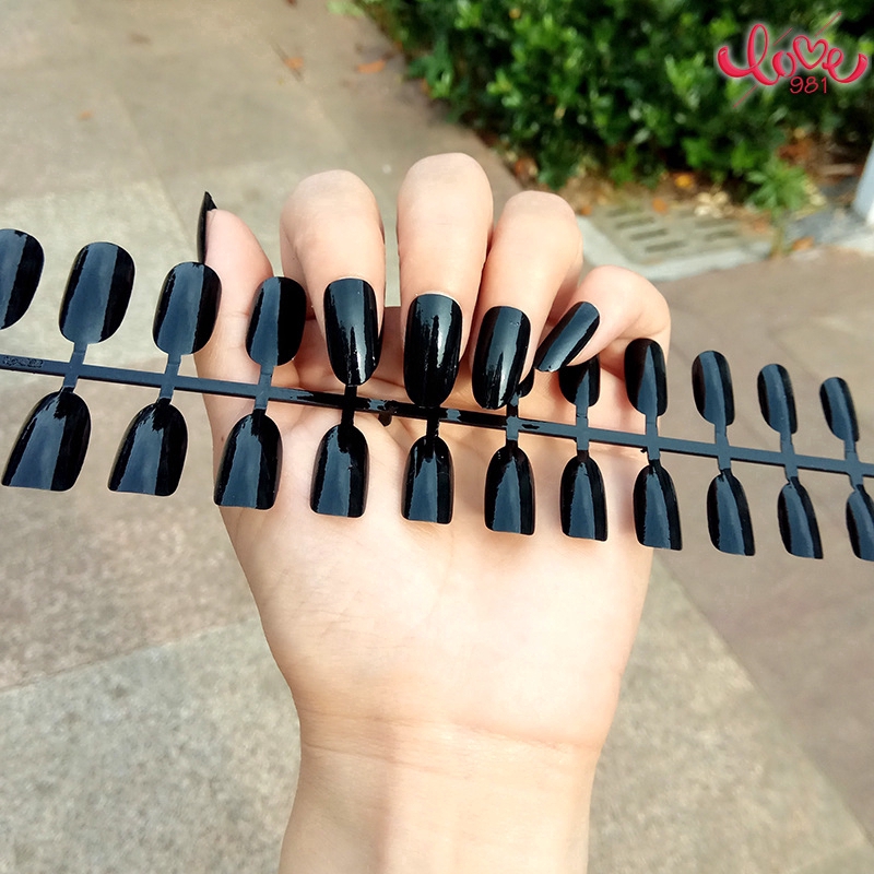 Bộ 24 Móng Tay Giả Trang Trí Nghệ Thuật