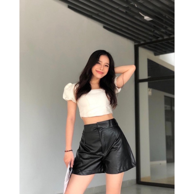 Quần short nữ cạp cao chất vải da PU mềm mại dáng quần ống rộng cài khóa - Purple U Studio