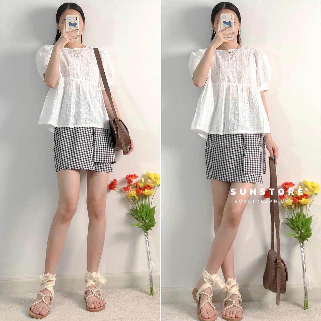Set đồ nữ đi chơi áo babydoll trắng hở thắt nơ lưng kèm chân váy caro đắp tà