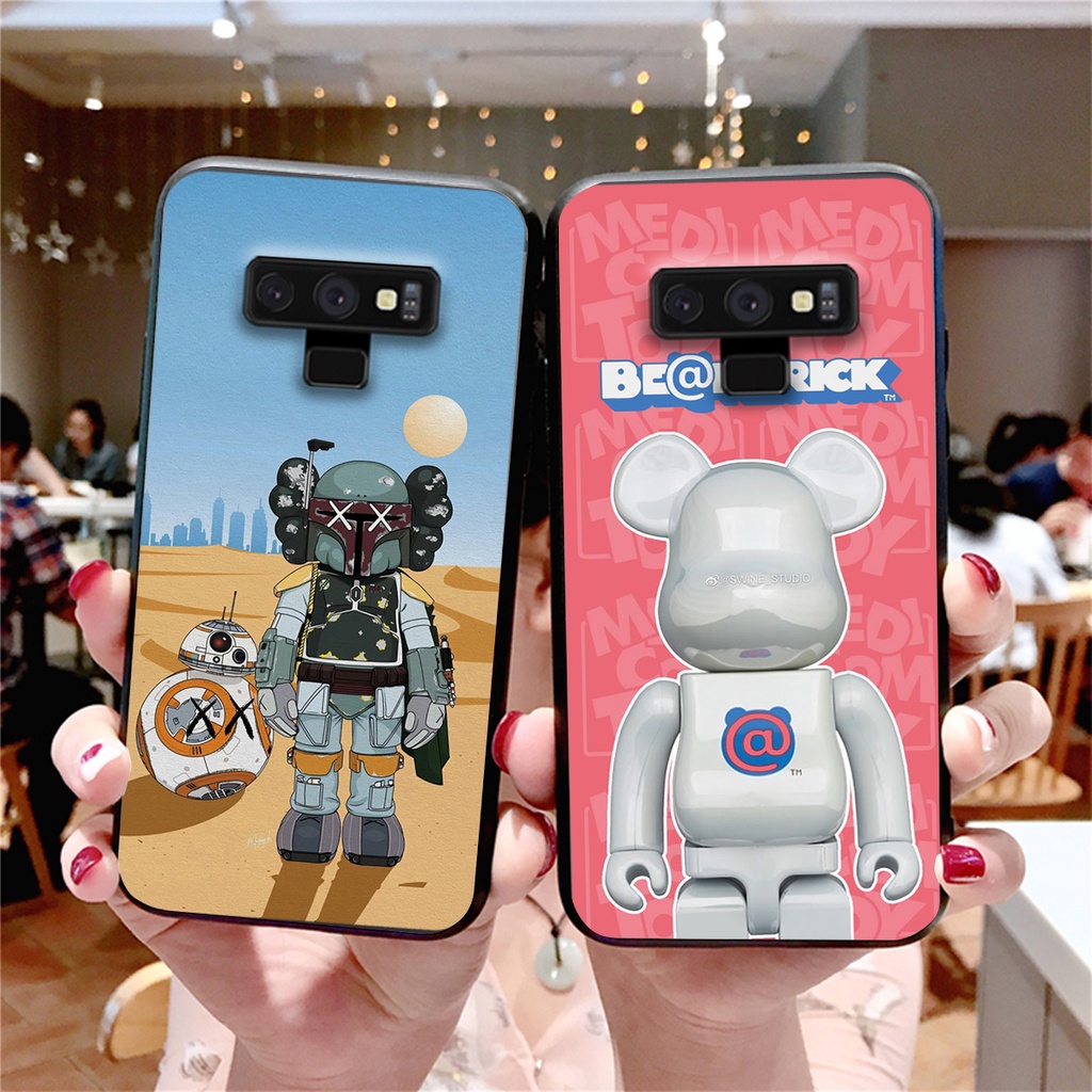 Ốp lưng điện thoại Samsung Note 8 - Samsung Note 9 in hình gấu bearbrick cực đa dạng-màu hot trend 2022
