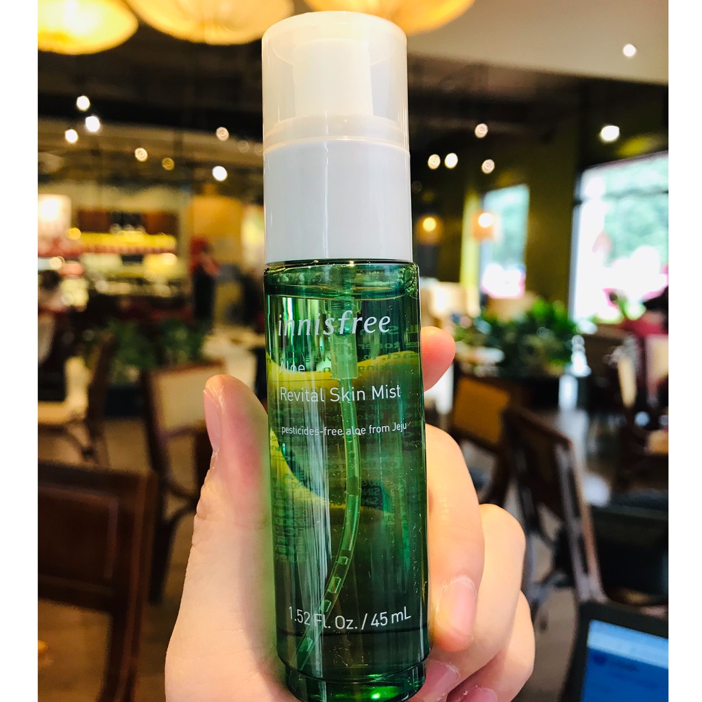 Xịt Khoáng Nha Đam Innisfree Aloe Revital Skin Mist 45ml dưỡng ẩm chuyên sâu