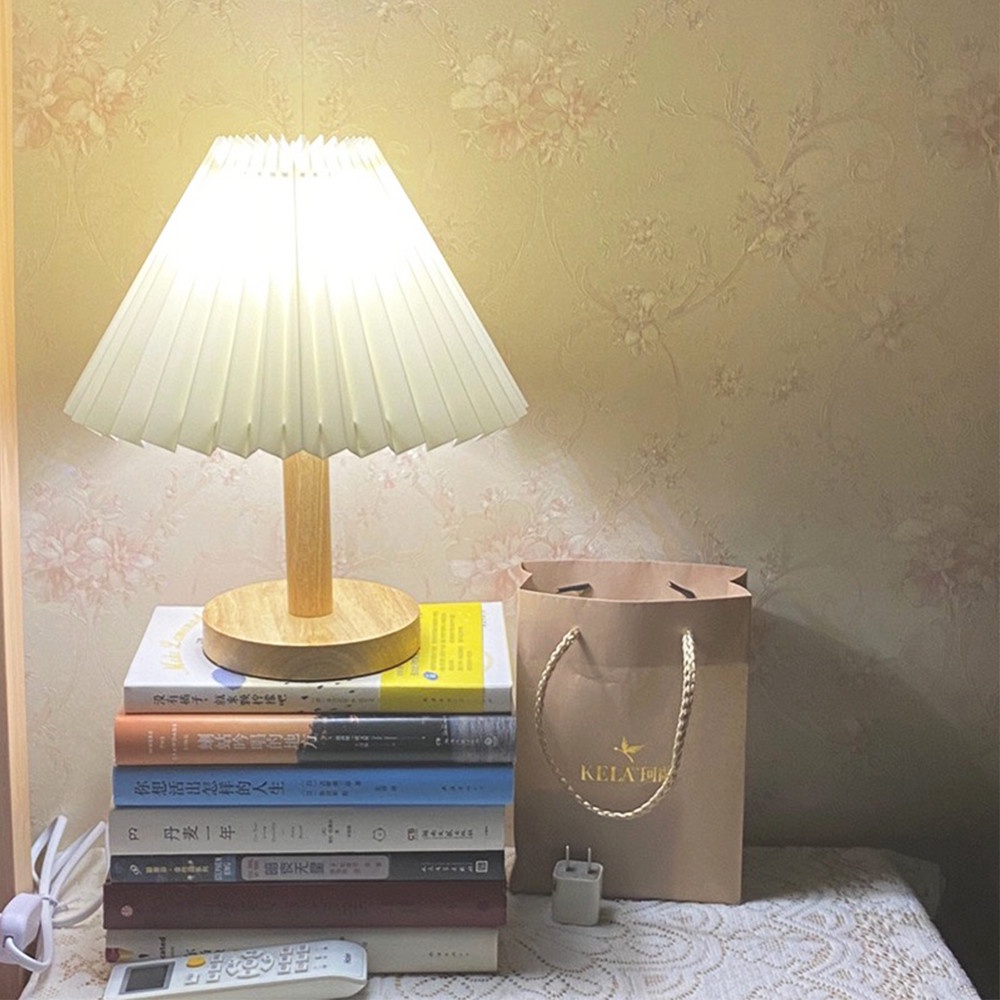 Đèn ngủ để bàn trang trí phong cách vintage thương hiệu IGA - GN29