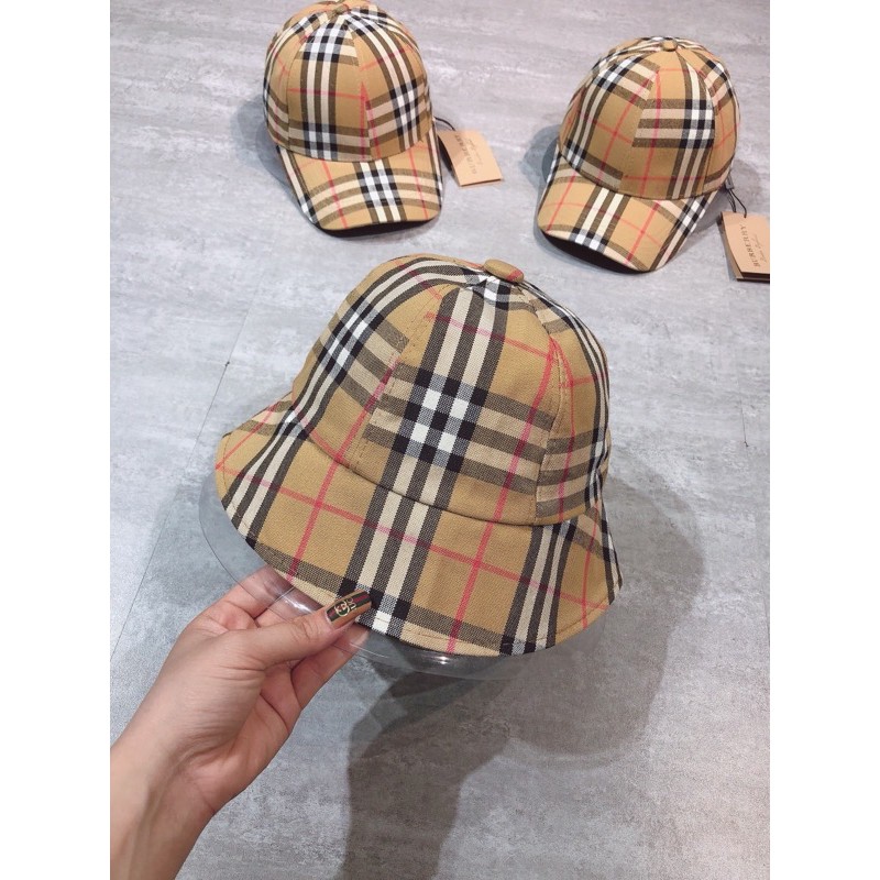 Mũ buberry super ảnh thật shop chụp