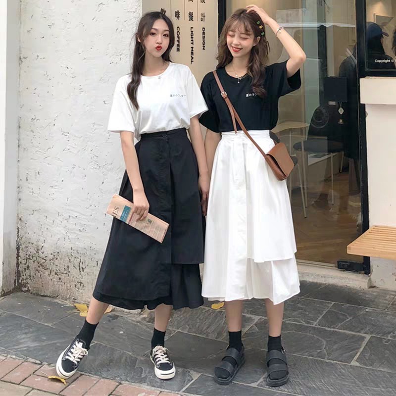 CHÂN VÁY XÒE KIỂU VẠT LỆCH ULZZANG HOT MÀU ĐEN TRẮNG BASIC, CHÂN VÁY XÒE TẦNG DÁNG DÀI
