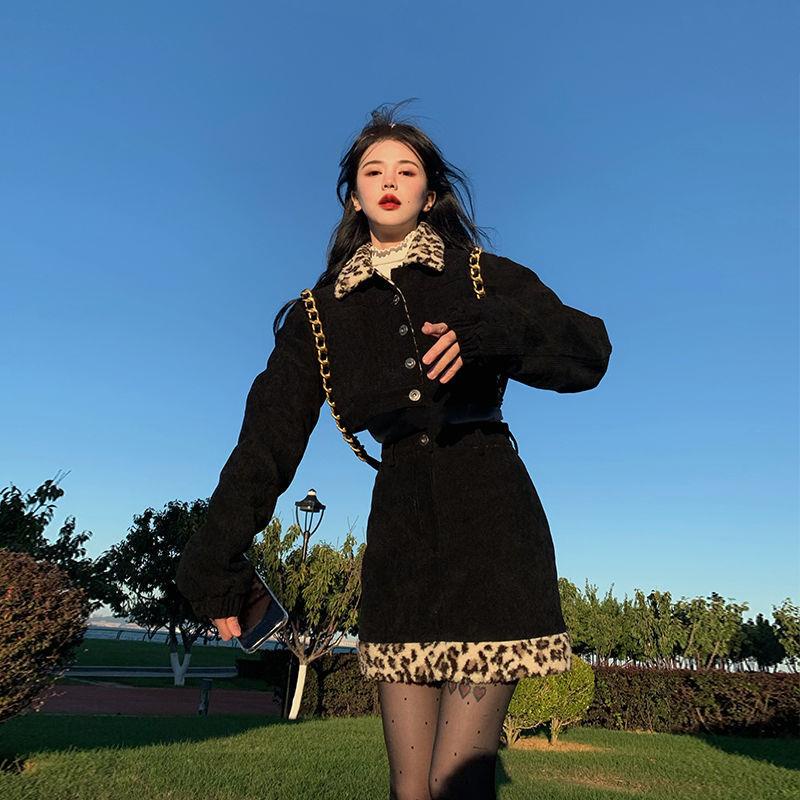 Bộ áo khoác dáng ngắn cổ bẻ + chân váy lưng cao họa tiết da báo thời trang (có bán lẻ) | BigBuy360 - bigbuy360.vn