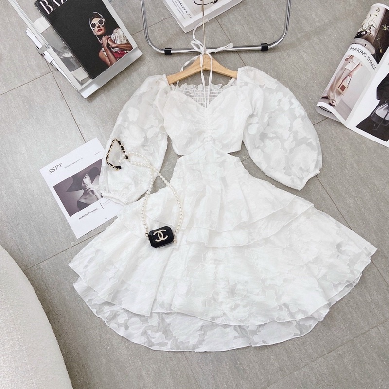Đầm Trắng Hoa Nổi Rút Ngực Khoét Eo🦋FREESHIP🦋