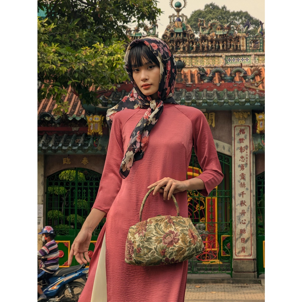 Set Áo Dài Rosemary Lụa Tây Thi Hồng Đất