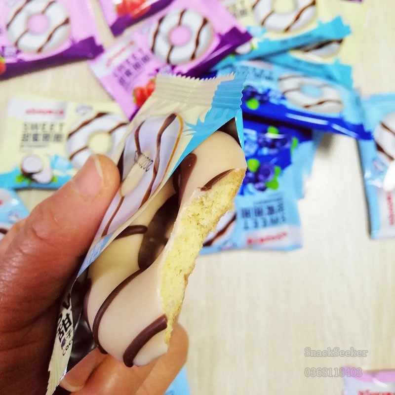 ( HÀNG SẴN ) Bánh Rán Donut Kem Cheese Socola 2 vị siêu ngon - Đồ ăn vặt Trung Quốc - Snackseeker | BigBuy360 - bigbuy360.vn