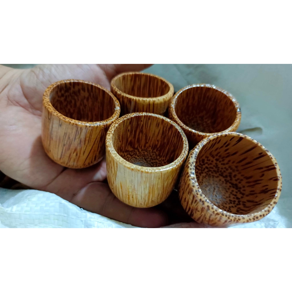 Bộ 5 Ly Bằng Gỗ Dừa ( Đồ Mỹ Nghệ Bến Tre)