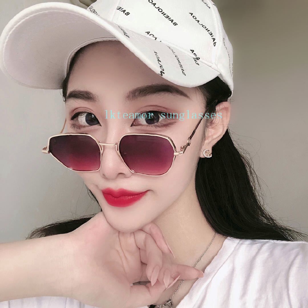 Kính mát retro sang trọng dành cho nam nữ