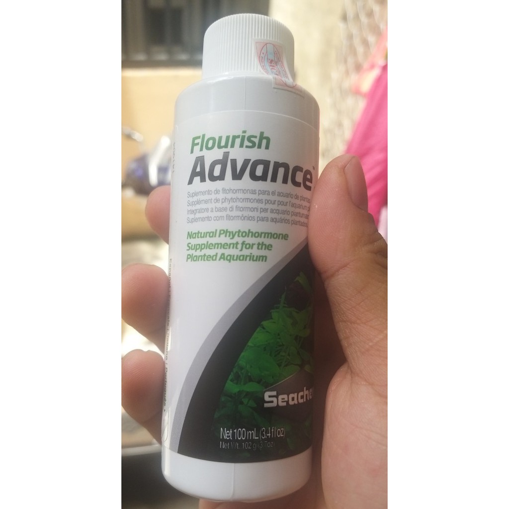 Dinh dưỡng thủy sinh Flourish Advance của hãng Seachem chuyên kích rễ và lá cây, chai 100ml