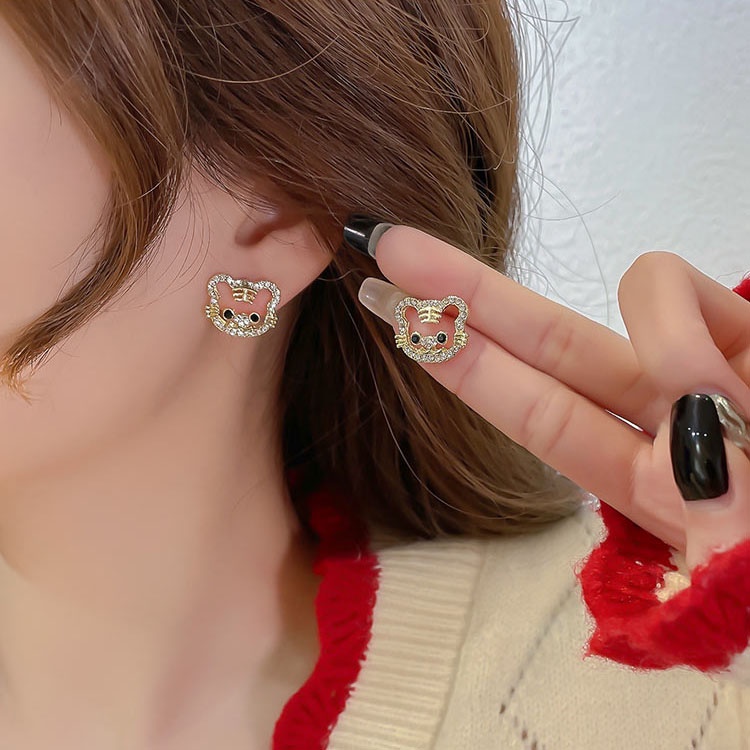 Bông Tai Nhỏ Xinh Tinh Xảo Cao Cấp Thời Trang Hàn Quốc Cho Nữ