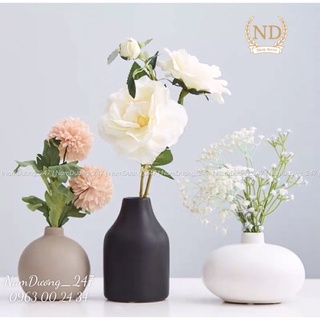 Bình gốm cắm hoa phong cách Hàn